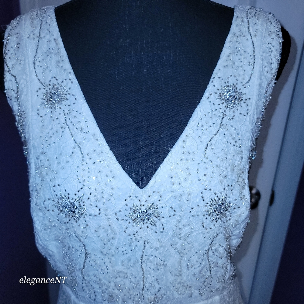 Torrid Ivory Lace Beaded Sleeveless Mermaid Wedding Dress with Train Sz: 14 NWT - Picture 3 of 16